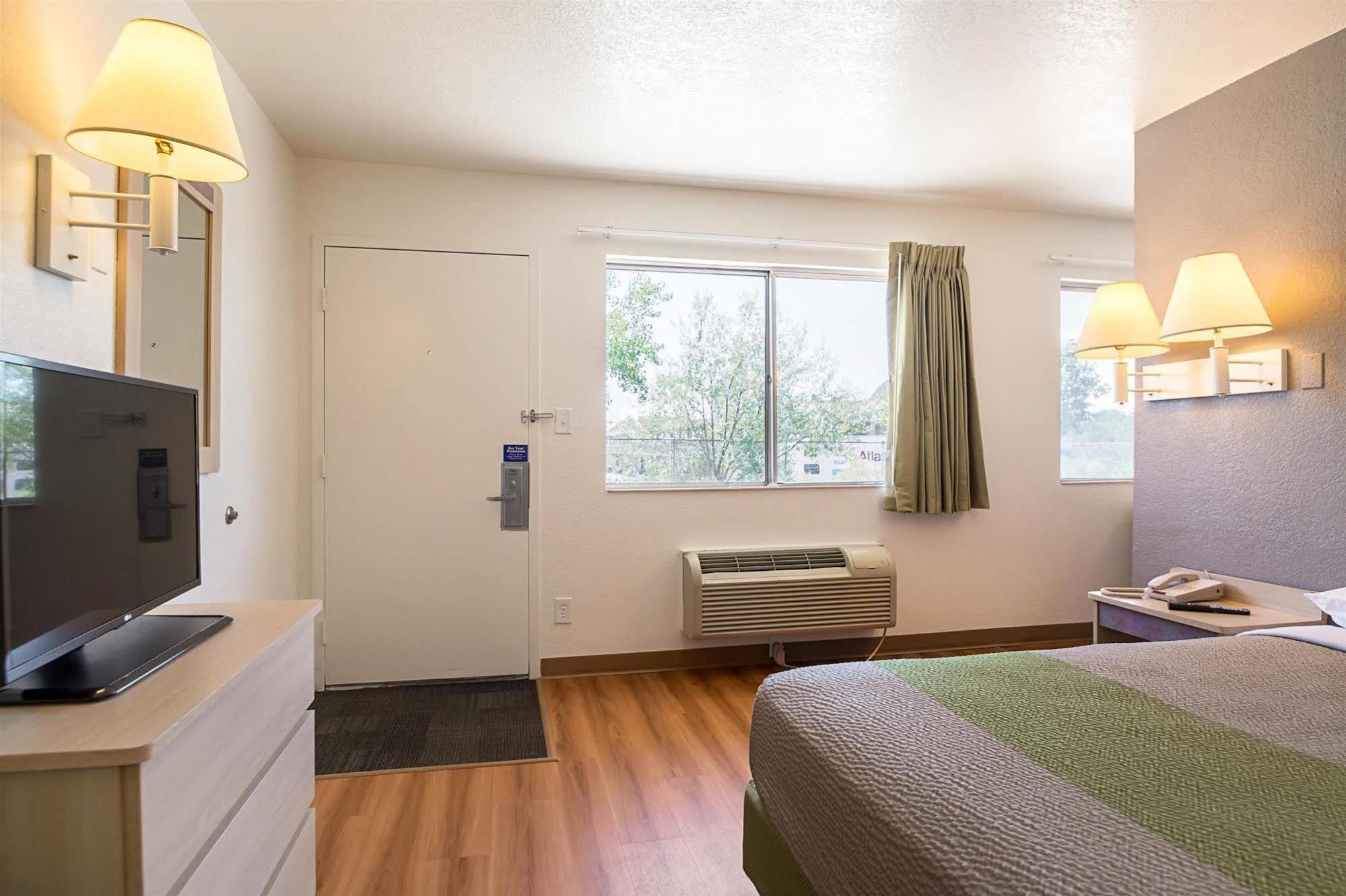 Motel 6-Pueblo, Co - I-25 Kültér fotó